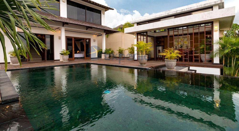 Airis Luxury Villas & Spa Ungasan Exterior foto